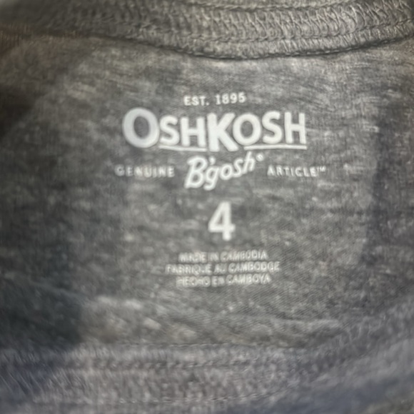 Nike GAP H&M OshKosh T-Shirt 4 Pack Bundle in Black Gray & Green Size 3-4T - Picture 13 of 14